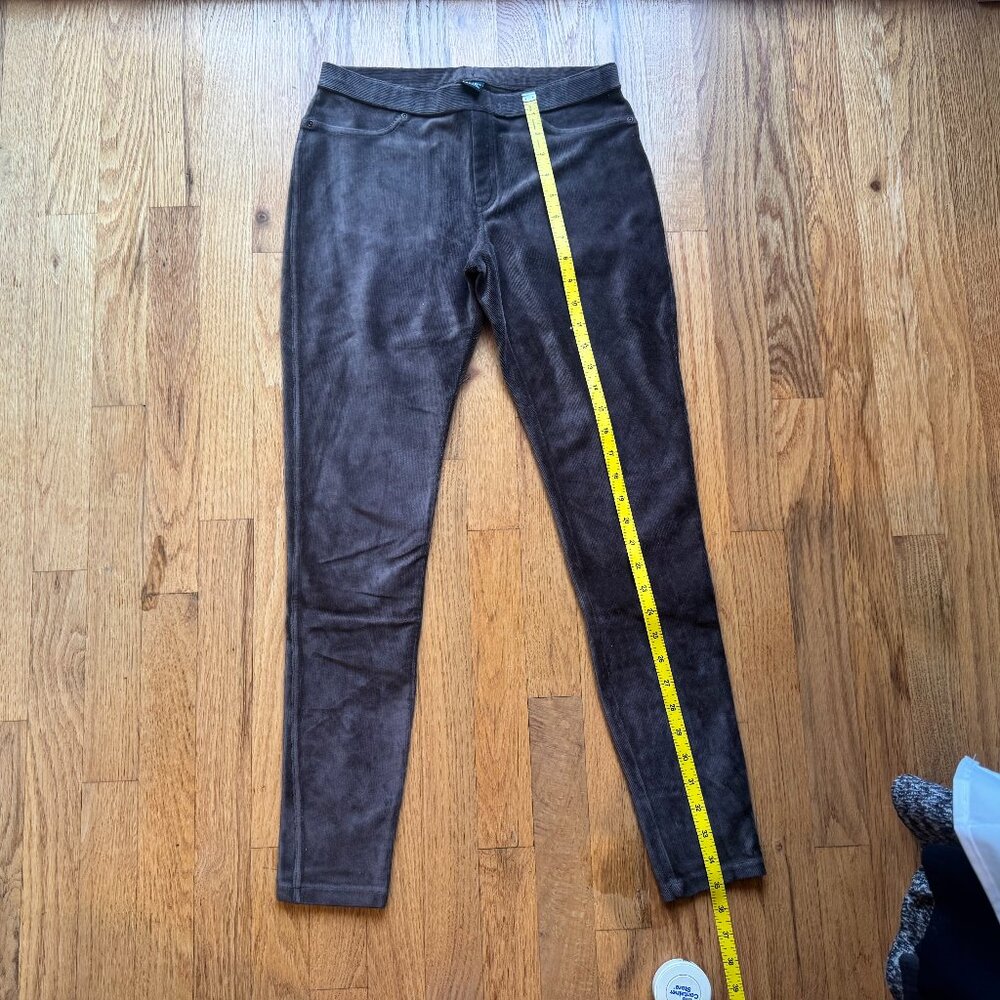 Hue Brown Corduroy Stretch Leggings